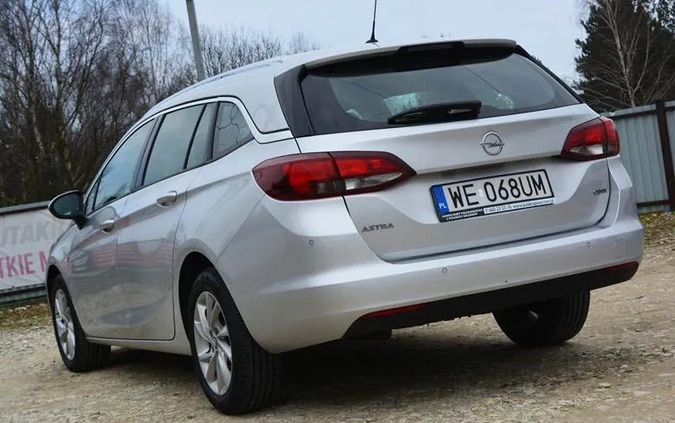 Opel Astra cena 54900 przebieg: 137000, rok produkcji 2018 z Tarnowskie Góry małe 466